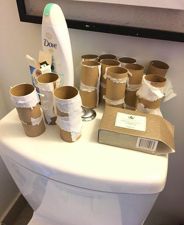19. Bitmiş tuvalet kağıtlarının mukavva kağıdını asla atmayan arkadaş: