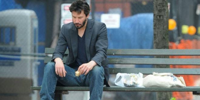 Hollywood Dünyasının Yalnız Adamı: Daha Önce Hiç Konuşulmamış Trajik Hayat Hikayesi ile Keanu Reeves
