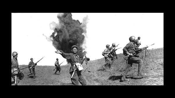 13. Советские солдаты