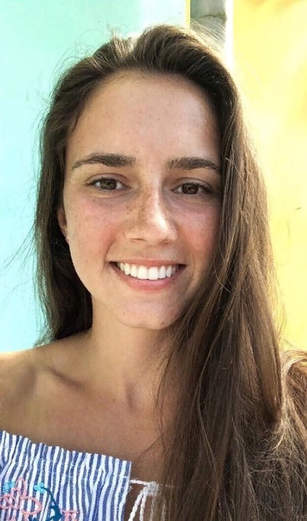 11. 17 лет vs. 23 года