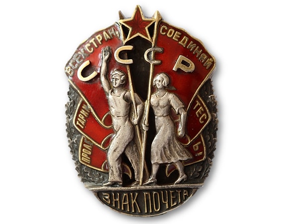 7. За какой фильм Марк Бернесу вручили орден «Знак Почета»?