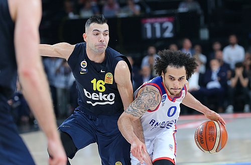 Fenerbahçe'yi Deviren Anadolu Efes Şampiyon Oldu!