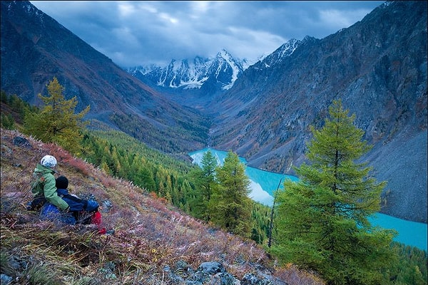 6. До Алтая невозможно добраться по железной дороге.