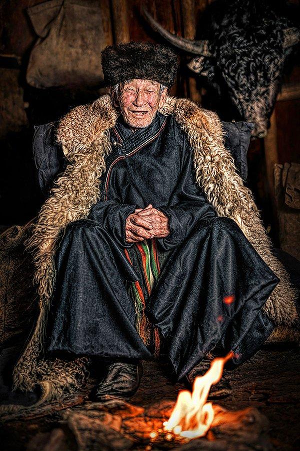 Soyot halkından bir adam;  Oka Nehri/ Buryatya
