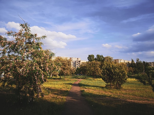 10. В городе почти нет туристов