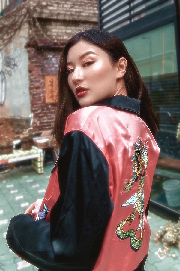 Серена в образе Мулан