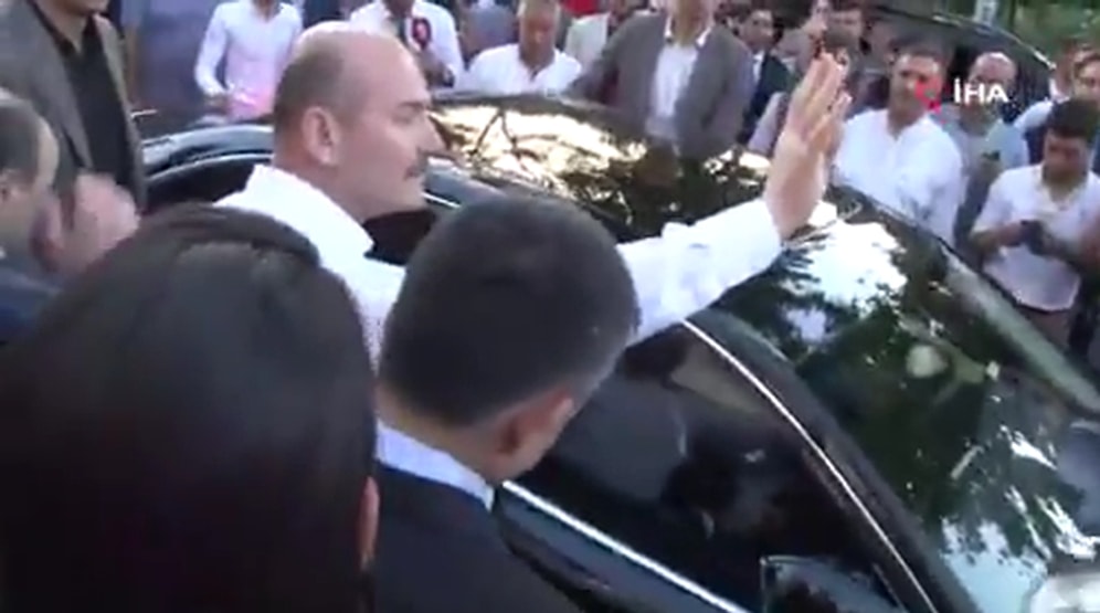 Binali Yıldırım'ın Ak Parti İl Başkanlığı'ndan Ayrıldığı Sırada 'İl Başkanı İstifa' Diye Bağıran Gruba Süleyman Soylu'dan Müdahale