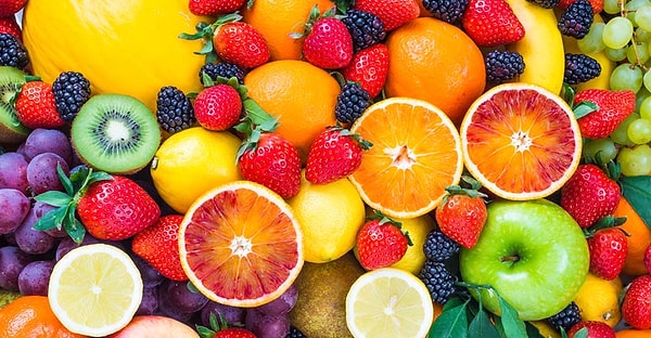 2. Какой фрукт/ягоду вы заметили в первую очередь?