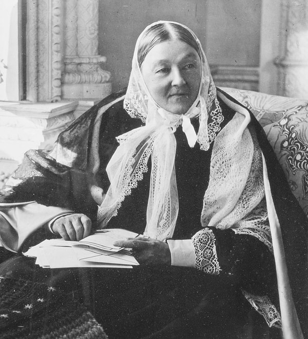 1. Как называли английскую сестру милосердия Флоренс Найтингейл?