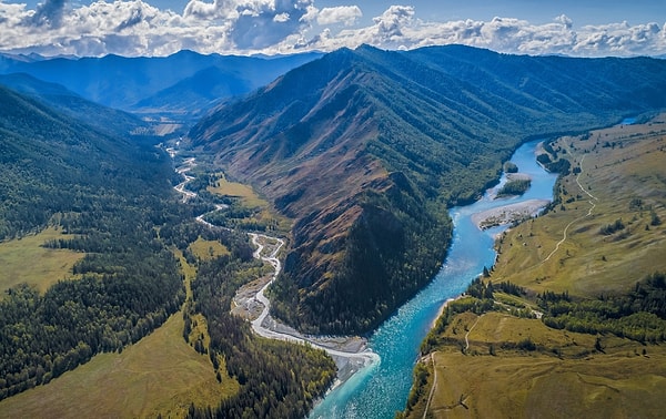 7. Назовите столицу Алтайского края: