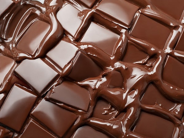 8. Выберите фото шоколада: