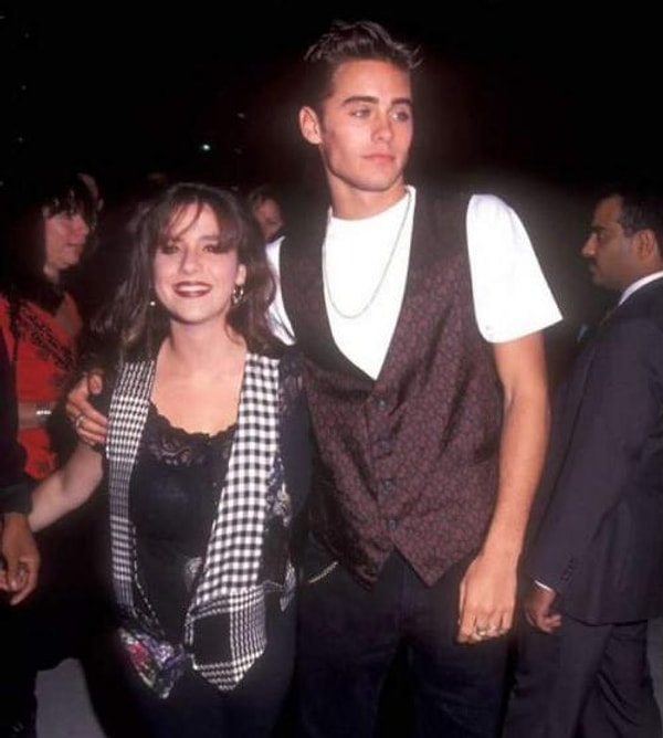 28. Все говорят, что Джаред Лето не меняется. Но посмотрите на этот снимок 1991 года. Видите разницу?