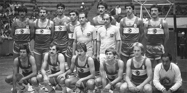 1936 - Türkiye millî basketbol takımı ilk maçını Yunanistan ile yaptı, 49-12 galip geldi.