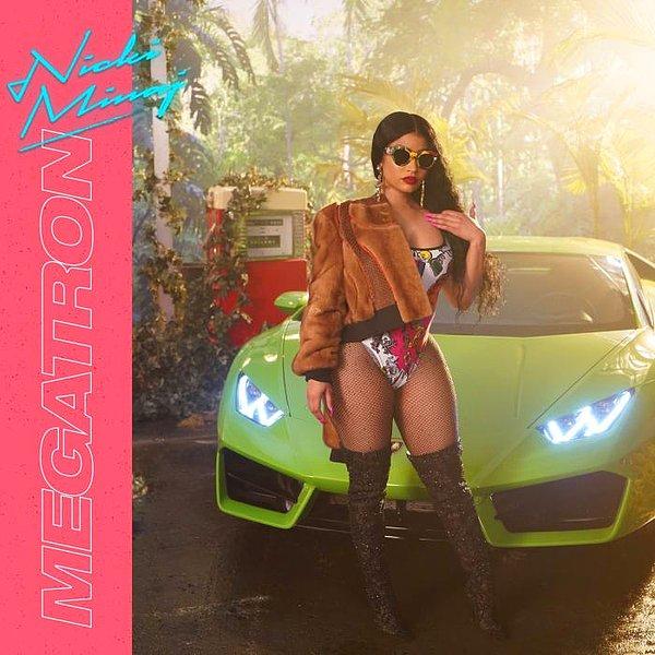 Cuma günü Nicki Minaj için olduka yoğun geçti. Sadece yeni şarkısı 'Megatron'u yayınlamakla kalmayıp, aynı zamanda Queen Radio'dan yeni bir bölüm yayınladı.