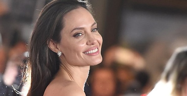 Анджелина Джоли!