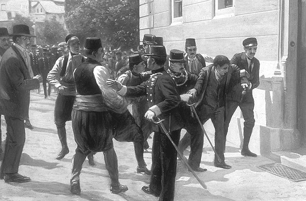 6. Убийство какого политического лидера считается причиной начала Первой мировой войны?