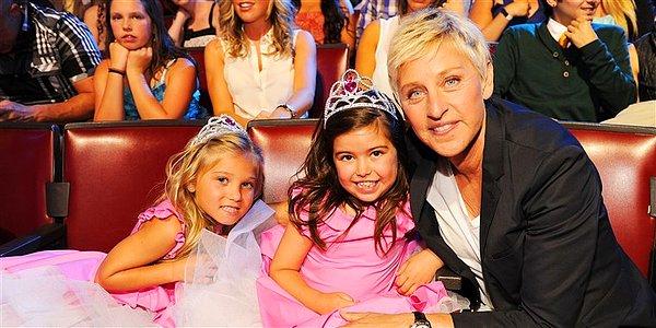 2. Ellen DeGeneres'ın bu iki kızı bulup programına çıkartmasıyla ünleri iyice arttı.