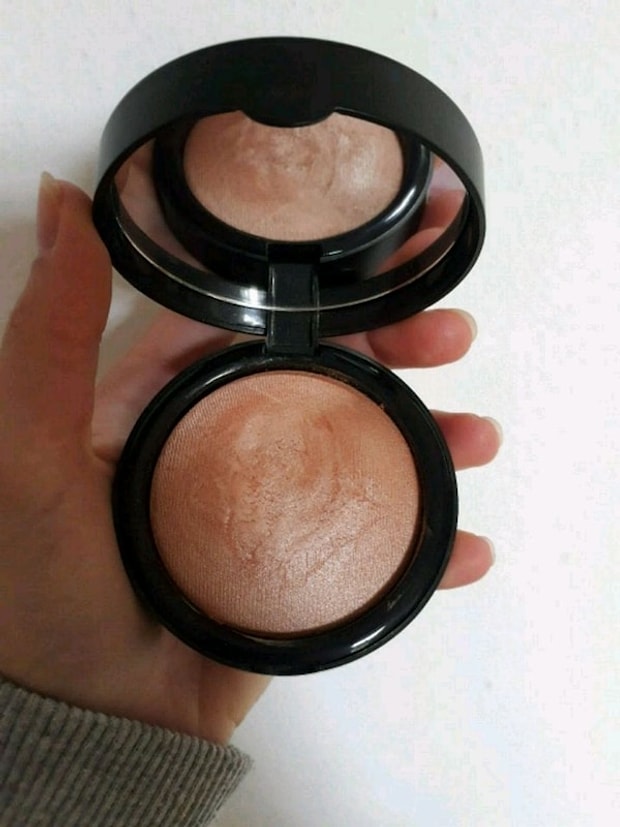 Bronz tonlarda allık
