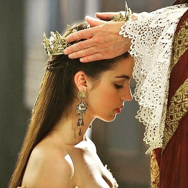 Родись вы в Средневековье, вы были бы принцессой Франции!