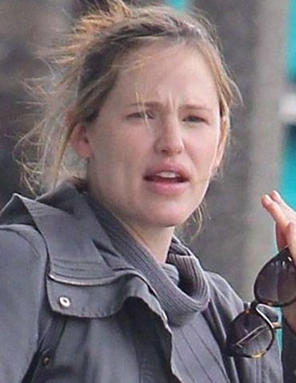 32. Дженнифер Гарнер, 47 лет