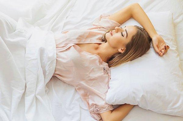 Kadınlar uykularında orgazm olurlar.