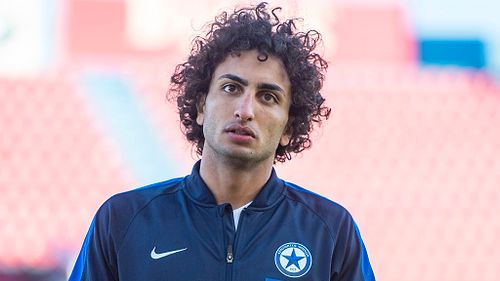 Mısırlı Futbolcu Amr Warda Bayanlara Attığı Cinsel İçerikli Bildirilerden Ötürü Takım Dışı Bırakıldı