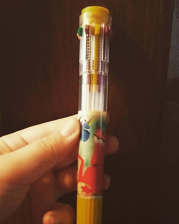 22. Многоцветная ручка