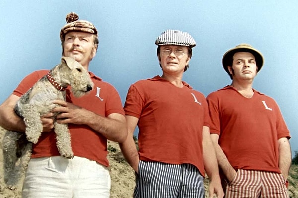 4. Что пытался сделать дядюшка Поджер в повести «Трое в лодке, не считая собаки»?