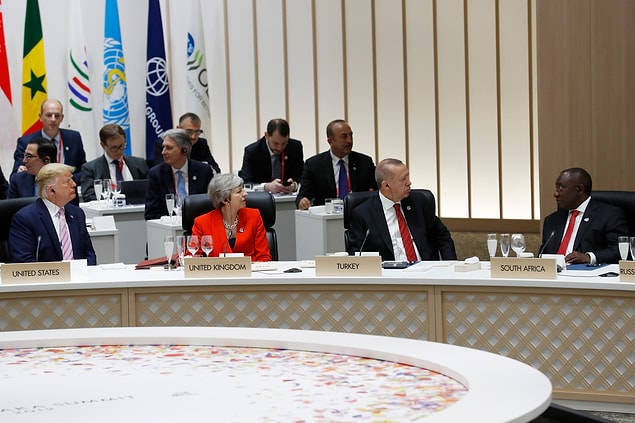 Karşılamanın ardından liderler "Dijital Ekonomi" temalı özel etkinliğe katıldı.