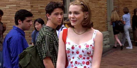 Üniversitede Kaç Kere Aşık Olacaksın?