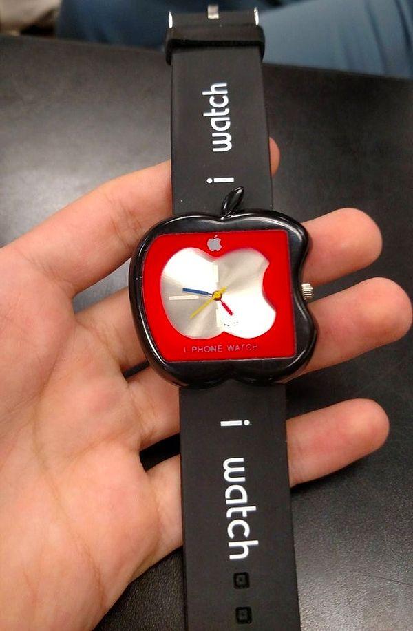 17. “Bir arkadaşım eBay'den 600 dolara bir Apple Watch satın aldı. İşte bu geldi.”