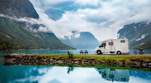 1. Какого святого считают покровителем всех путешествующих.