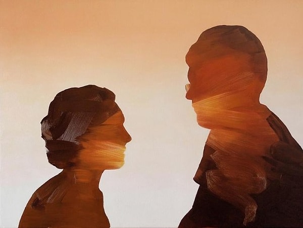 8. Мы с тобою лишь два отголоска: Ты затихнул, и я замолчу. Мы когда-то с покорностью воска Отдались роковому лучу.