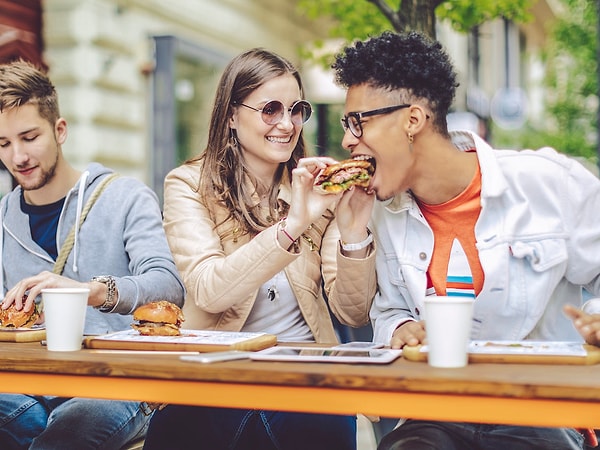 2. Сколько обычно платите за обед?