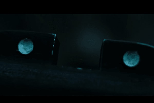 Какой фильм начинается с этой сцены?