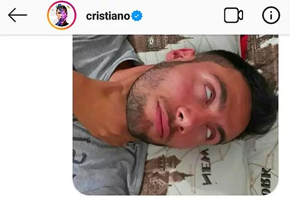 15. Cristiano Ronaldo Instagram'dan Kendisine Sürekli Mesaj Atan Türk Gencine Kayıtsız Kalmadı