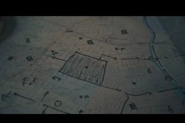 Какой фильм начинается с этой сцены?