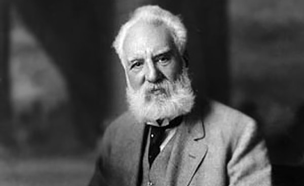 9. Какое из нижеперечисленных изобретений не принадлежит Александеру Грему Беллу?