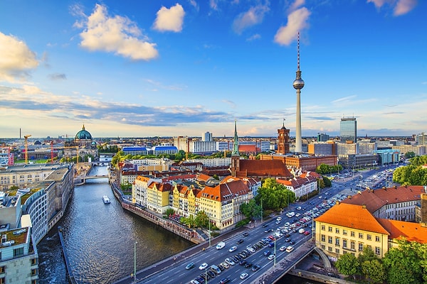 В следующий отпуск вам следует поехать в Берлин!