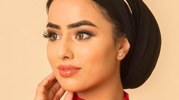 Geçtiğimiz yıl ise, Sara Iftekhar isimli Müslüman öğrenci, Miss England'a başörtülü katılan ilk yarışmacı olmuştu.