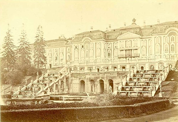 8. Дворец в Петергофе, 1900 год