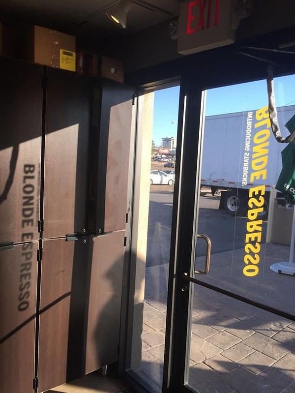 2. Надпись курсивом стала обычной! И как такое возможно?