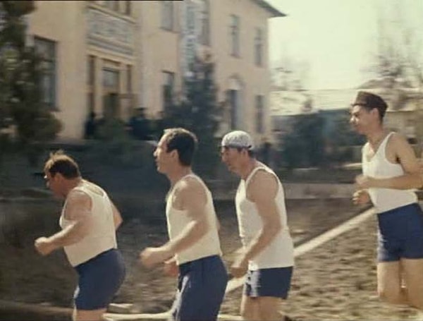 9. Спортсменом какого общества представился Трошкин шахматисту?