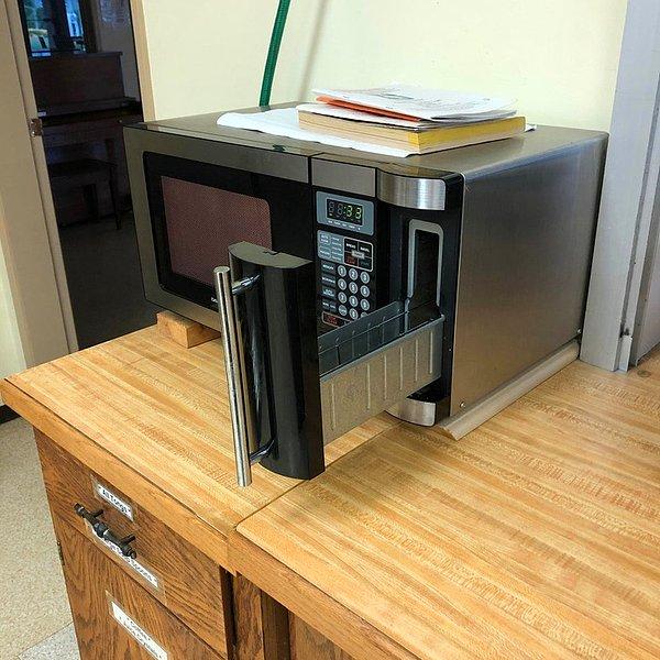 2. Hem tost makinesi, hem de mikrodalga fırın: