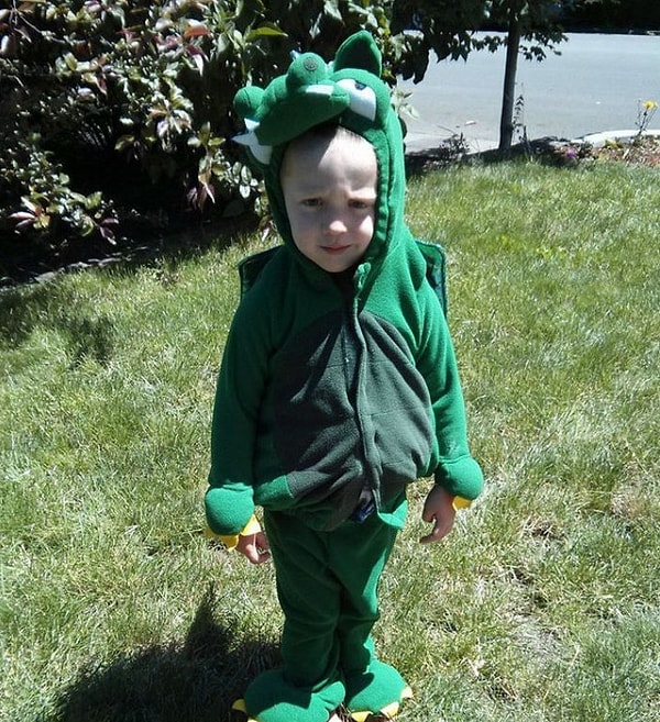 14. «Я попросила его одеться и помочь мне в саду. Он пришел вот так».