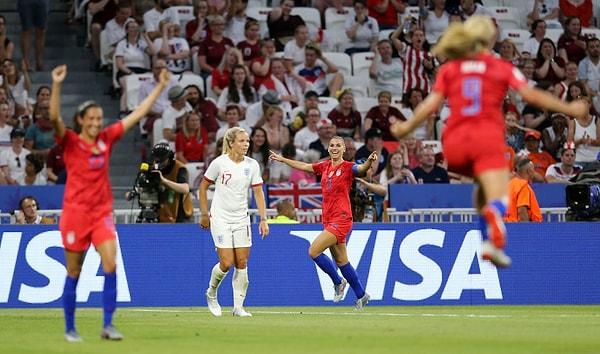 2019 FIFA Kadınlar Dünya Kupası ilk yarı final mücadelesinde Amerika Birleşik Devletleri (ABD) ile İngiltere, Park Olympique Lyonnais'da karşı karşıya gelmişti.