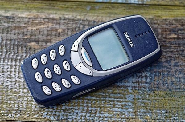 8. Nokia 3310 çıkalı 22 sene...