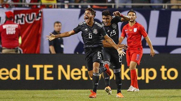 73. dakikada Meksika'da Jonathan dos Santos, bulduğu golle ülkesini 1-0 öne geçirirken karşılaşmanın da sonucunu belirledi.