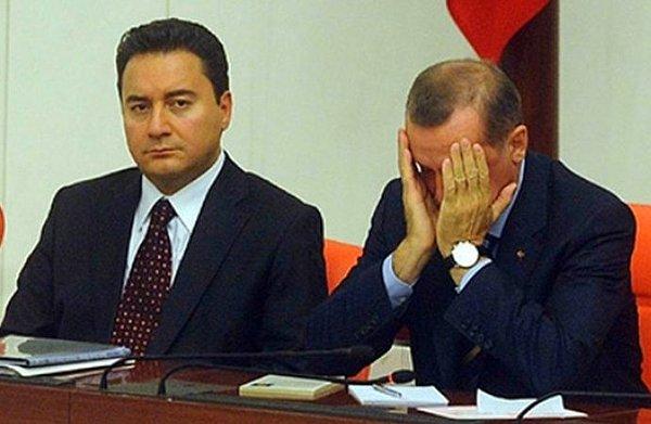 Takvimler 2001 yılını gösterdiğinde AKP Kurucu Üyesi ve MKYK üyesi oldu.
