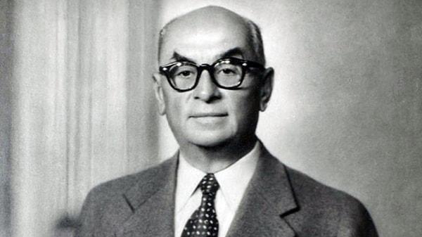 1960 - Celâl Bayar, vatana ihanet suçuyla Yüce Divan'a sevkedildi.